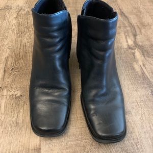 Women’s ankle boots